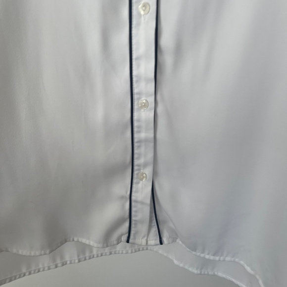 Old Navy White Button Up Shirt With Navy Piping - Picture 6 of 11